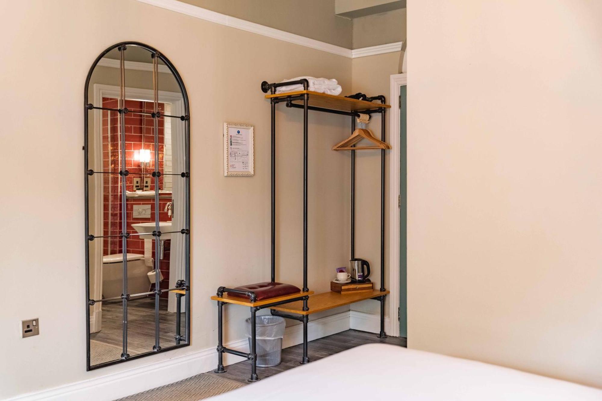 61 Durham Guest House Bagian luar foto